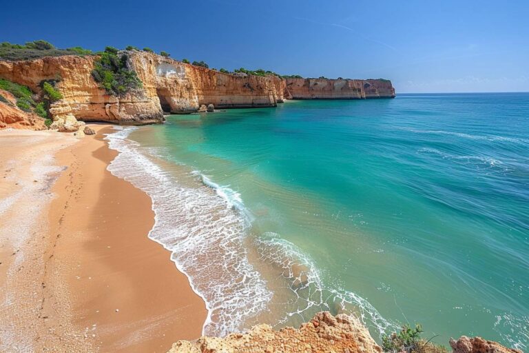 Découvrez la plus belle plage de Corse : un paradis caché entre mer turquoise et falaises spectaculaires