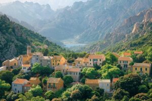 Où aller en Corse : top 10 des destinations incontournables pour des vacances de rêve sur l'Île de Beauté